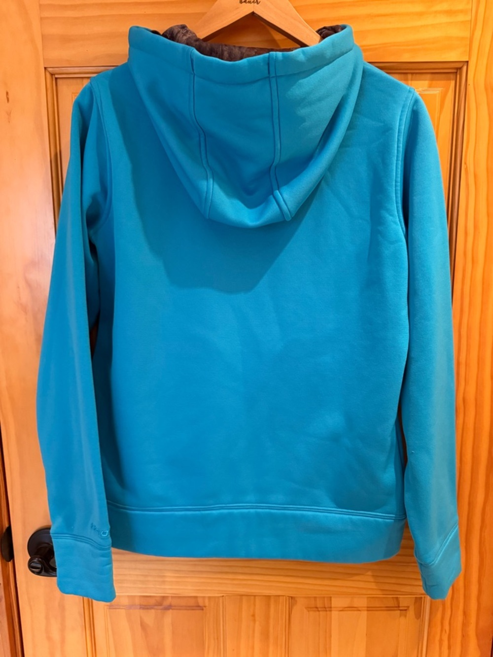 Under Armour/Mossy Oak Hoodie, MD - Picture 3 of 4